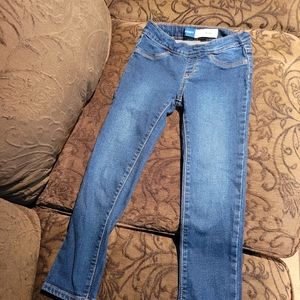 Small 6/7 old Navy skinny Jeans